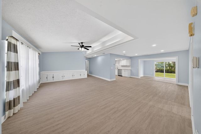 662 SE Essex Drive, Port St. Lucie, FL 34984