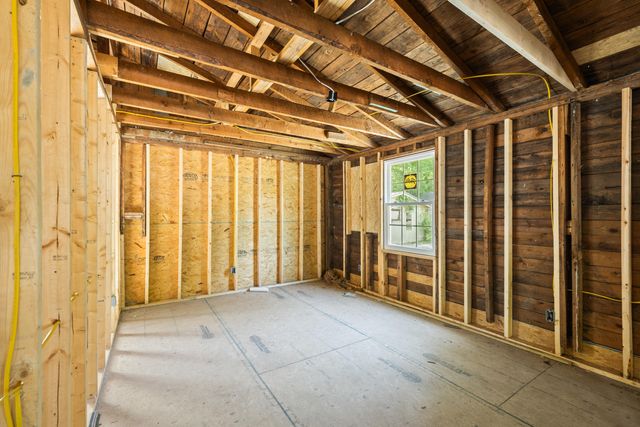 1432 Happy Valley Road, Rossville, GA 30741