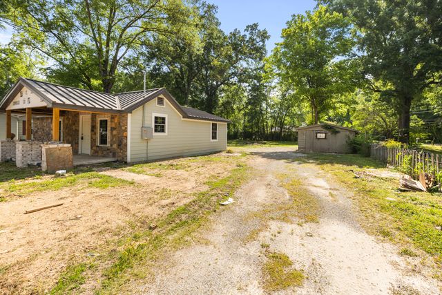 1432 Happy Valley Road, Rossville, GA 30741