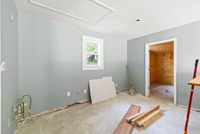 1432 Happy Valley Road, Rossville, GA 30741