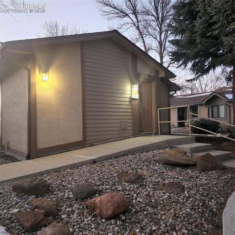 1014 Lutheran Way, Colorado Springs, CO 80915