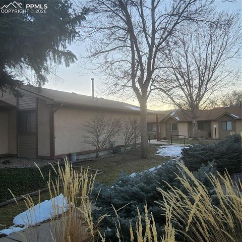 1014 Lutheran Way, Colorado Springs, CO 80915