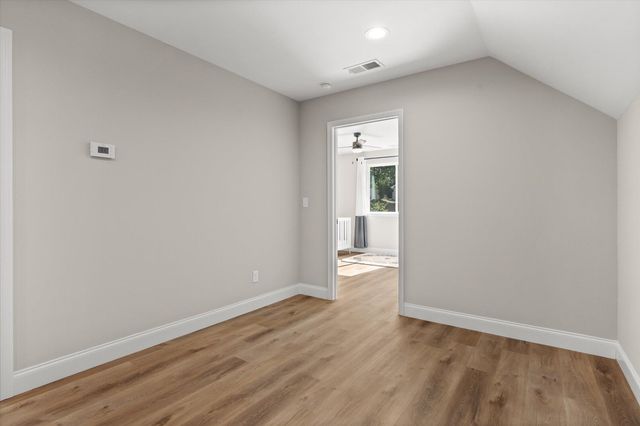 3367 Northrop Street, Lupton City, TN 37351