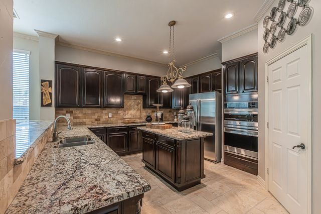 3240 Paddock Circle, Flower Mound, TX 75022