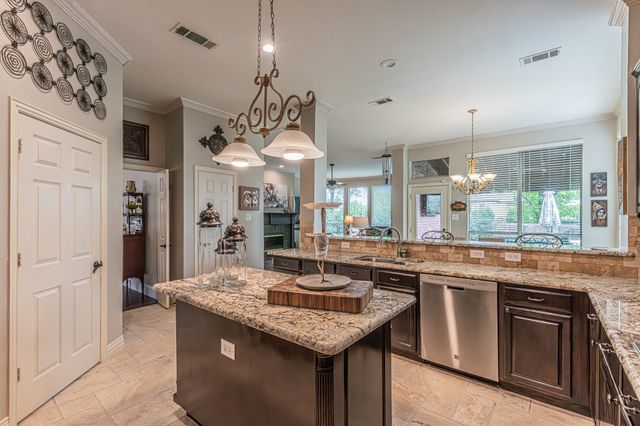 3240 Paddock Circle, Flower Mound, TX 75022