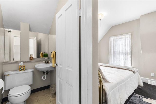 2666 Jackson DRIVE, Jackson, WI 53037