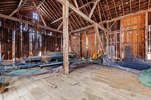 2666 Jackson DRIVE, Jackson, WI 53037