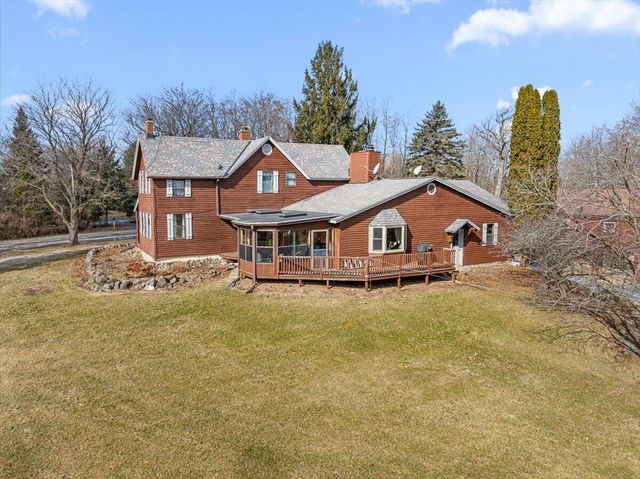 2666 Jackson DRIVE, Jackson, WI 53037