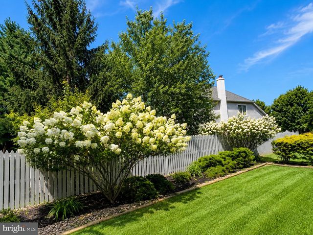 227 SHELLY DR, Collegeville, PA 19426