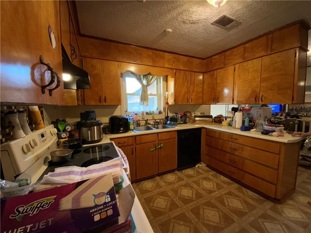 1802 Camellia Drive, Waycross, GA 31501