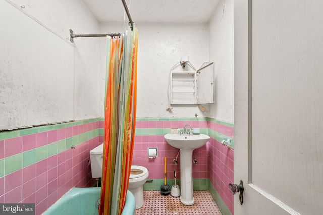 3727 ELKADER ROAD, Baltimore, MD 21218
