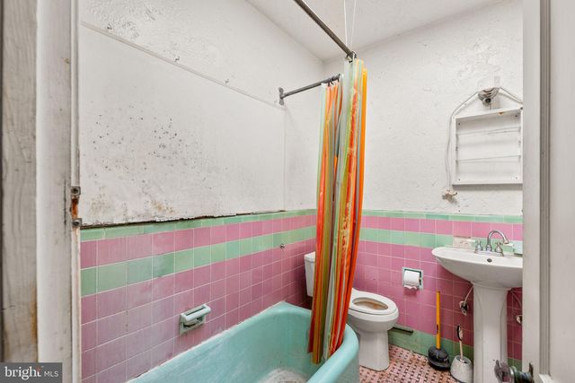 3727 ELKADER ROAD, Baltimore, MD 21218