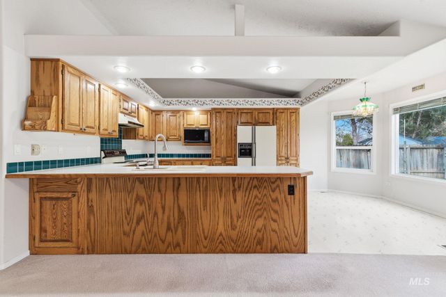 2318 North Astaire Way, Meridian, ID 83646