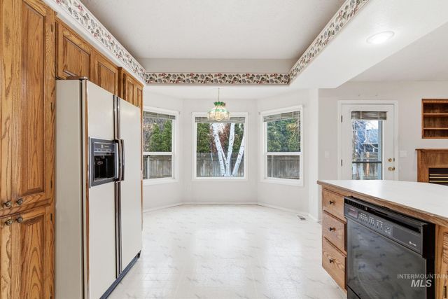 2318 North Astaire Way, Meridian, ID 83646