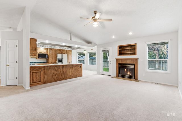 2318 North Astaire Way, Meridian, ID 83646