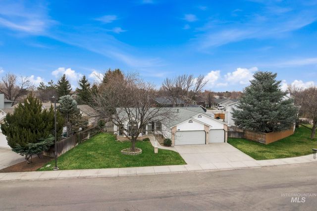 2318 North Astaire Way, Meridian, ID 83646