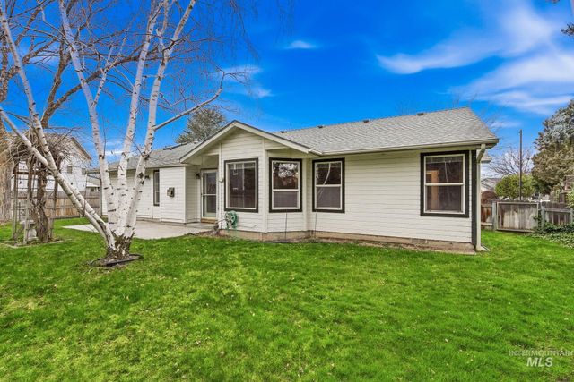 2318 North Astaire Way, Meridian, ID 83646