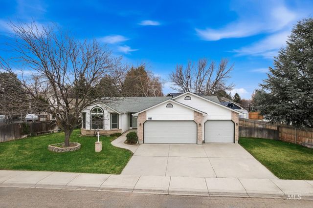 2318 North Astaire Way, Meridian, ID 83646
