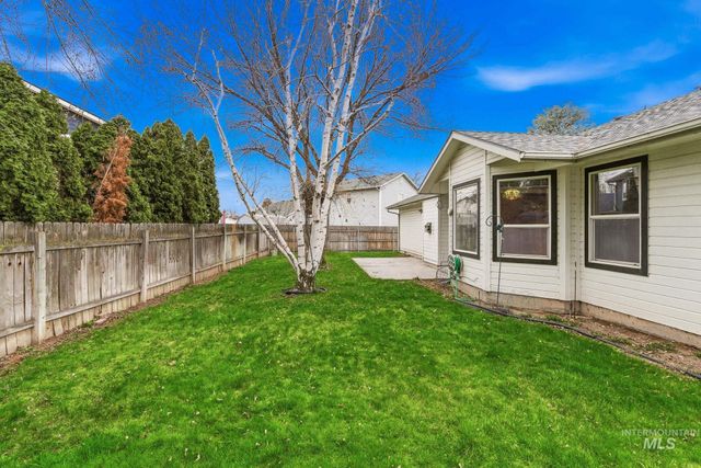 2318 North Astaire Way, Meridian, ID 83646