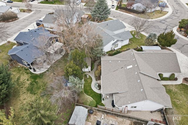 2318 North Astaire Way, Meridian, ID 83646