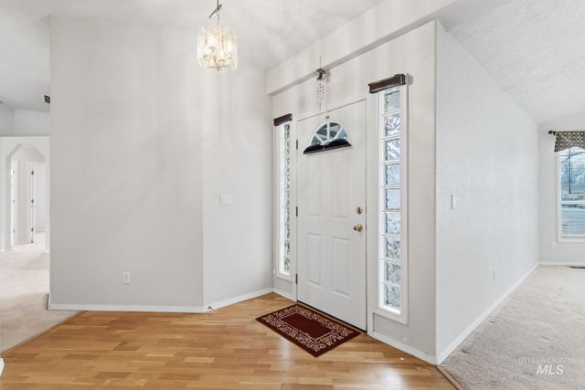 2318 North Astaire Way, Meridian, ID 83646