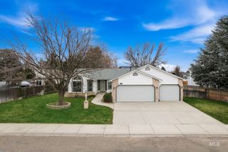 2318 North Astaire Way, Meridian, ID 83646