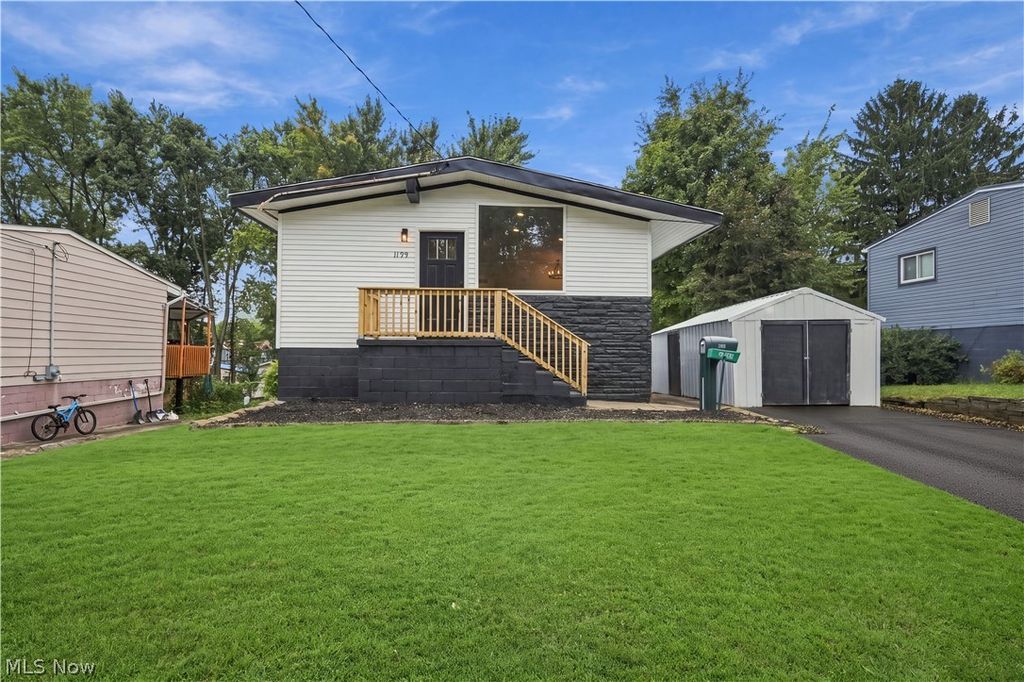 1159 Jeanie J Avenue, Akron, OH 44310