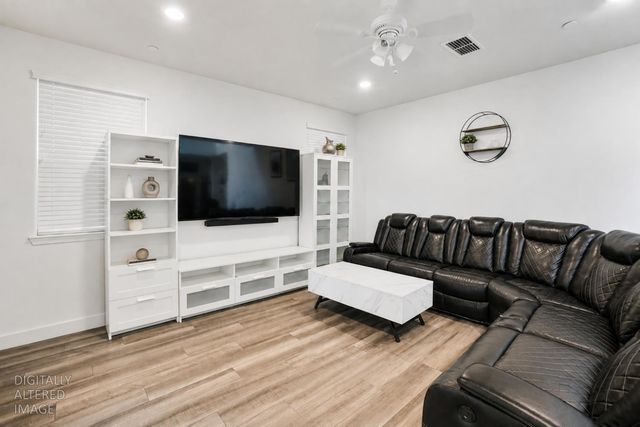 3642 Nuestra Ave, Sacramento, CA 95835