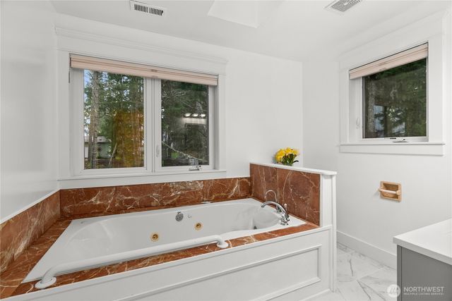 22415 S Herron Boulevard NW, Lakebay, WA 98349