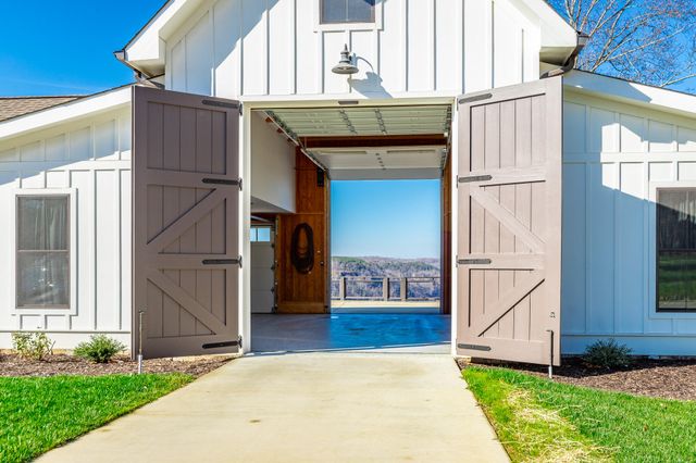 557 High Point Lane, Jasper, TN 37347