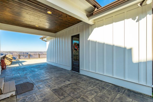 557 High Point Lane, Jasper, TN 37347