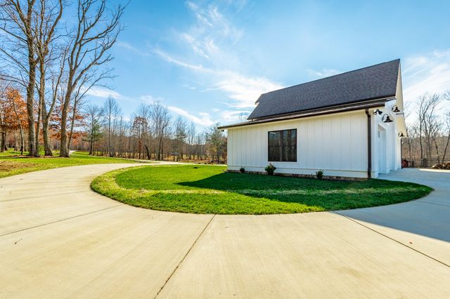 557 High Point Lane, Jasper, TN 37347
