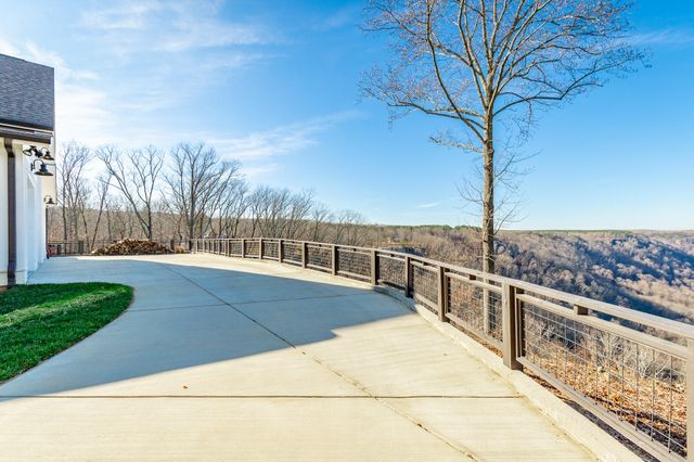 557 High Point Lane, Jasper, TN 37347