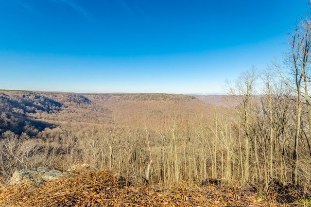 557 High Point Lane, Jasper, TN 37347