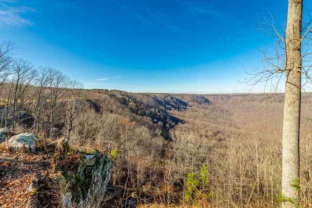 557 High Point Lane, Jasper, TN 37347