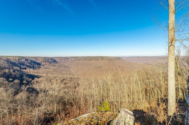 557 High Point Lane, Jasper, TN 37347