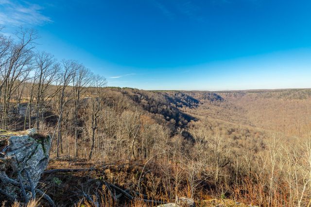 557 High Point Lane, Jasper, TN 37347