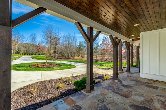 557 High Point Lane, Jasper, TN 37347