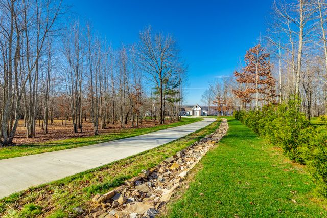 557 High Point Lane, Jasper, TN 37347