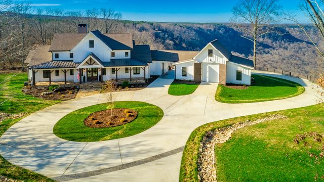 557 High Point Lane, Jasper, TN 37347