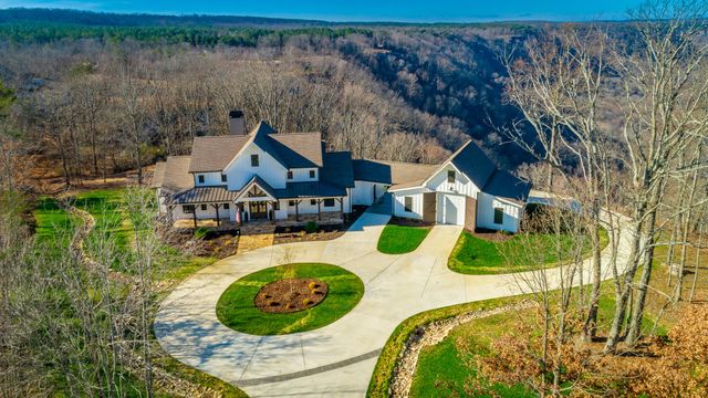 557 High Point Lane, Jasper, TN 37347