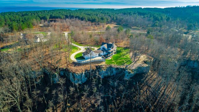 557 High Point Lane, Jasper, TN 37347