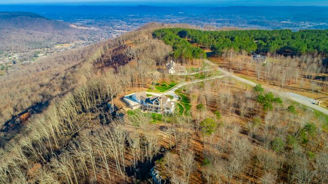 557 High Point Lane, Jasper, TN 37347