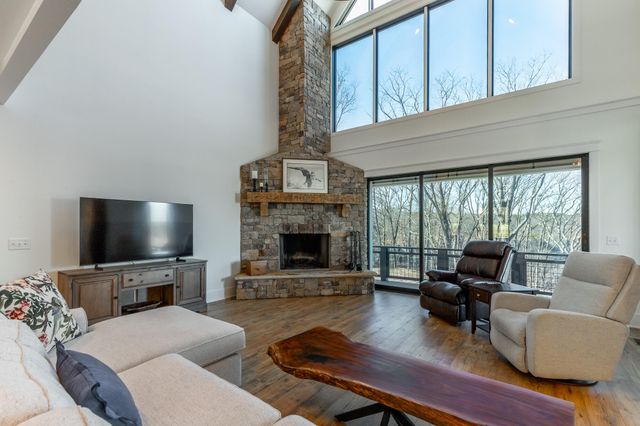 557 High Point Lane, Jasper, TN 37347