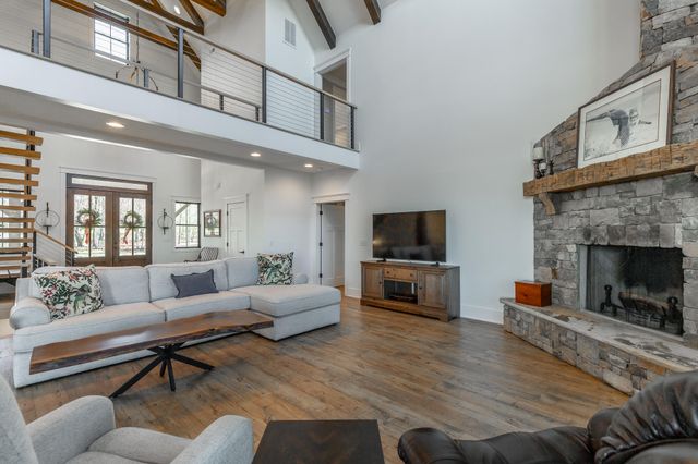 557 High Point Lane, Jasper, TN 37347