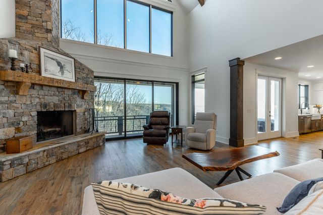 557 High Point Lane, Jasper, TN 37347