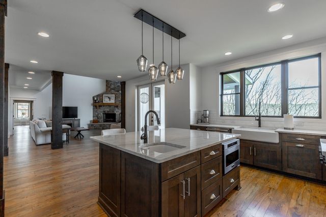 557 High Point Lane, Jasper, TN 37347