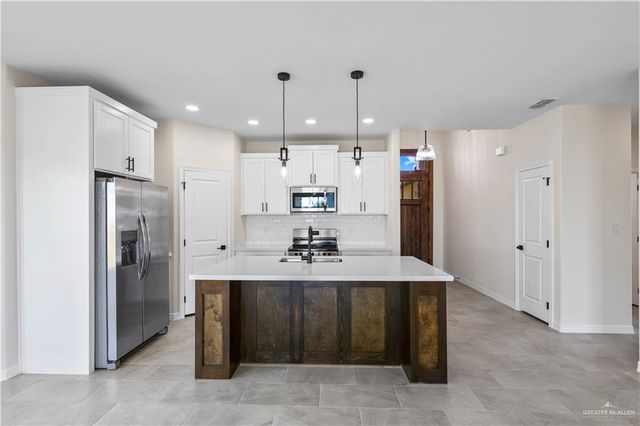 1610 Stirrup Circle, San Benito, TX 78586