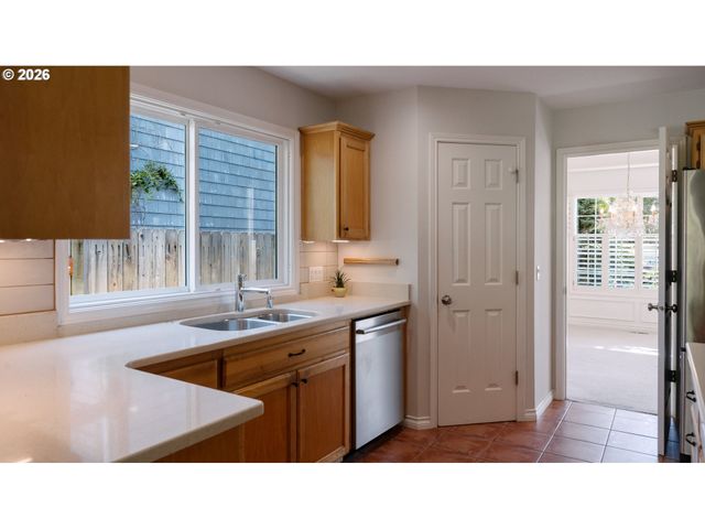 29653 Sw CAMELOT St, Wilsonville, OR 97070