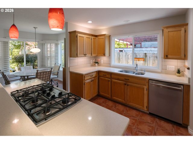 29653 Sw CAMELOT St, Wilsonville, OR 97070